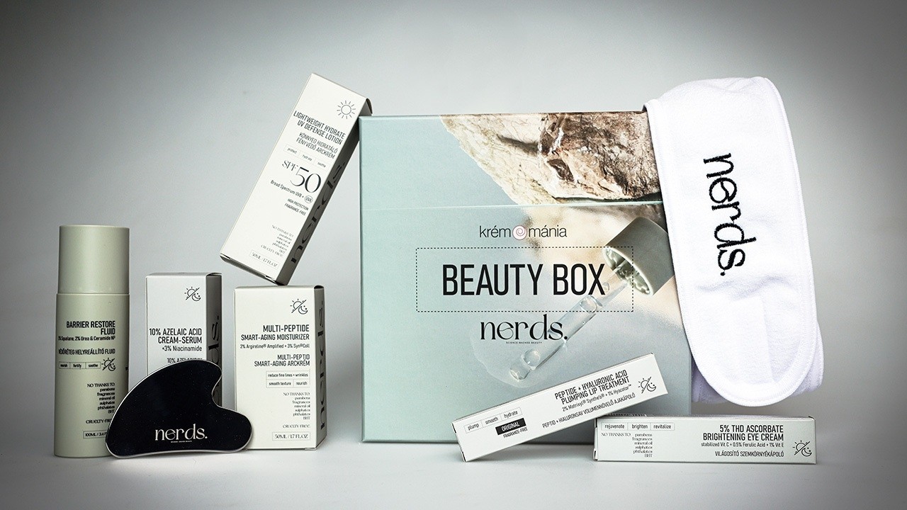 24. Krémmánia Beauty Box - Monobox Nerds kiadás